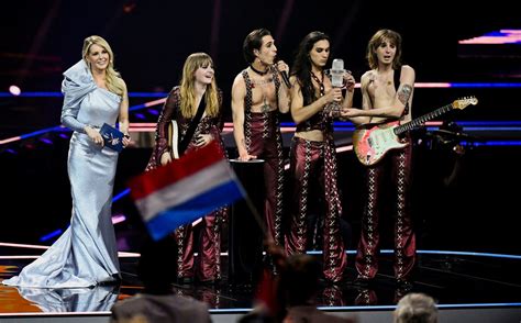 Skandal na EuroVizi: Jak Manizha zbudziła Rosję do życia (i nie tylko!)